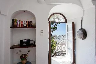 Alexander Villas — 6D/5N Santorini