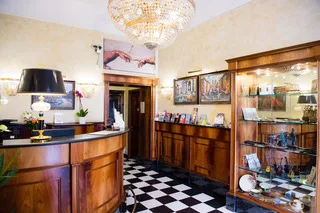 Amadeus Hotel — 5D/4N Venice