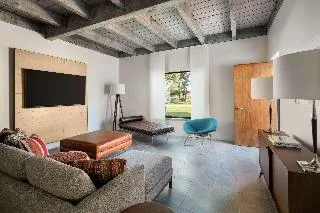 Andaz Scottsdale Resort & Bungalows — 4D/3N Phoenix, AZ