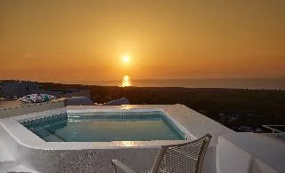 Aperanto Suites — 6D/5N Santorini