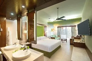 Barcelo Bavaro Palace - All Inclusive — 5D/4N Punta Cana