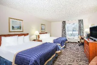 Baymont by Wyndham Hot Springs On the Lake — 4D/3N Hot Springs