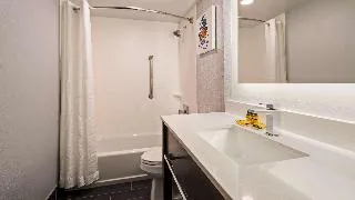 Best Western Plus Daytona Inn Seabreeze Oceanfront — 4D/3N Daytona Beach