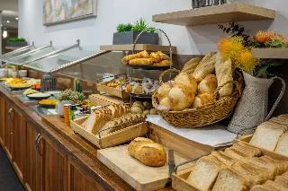 Chancellor Lakeside — 4D/3N Gold Coast, QLD