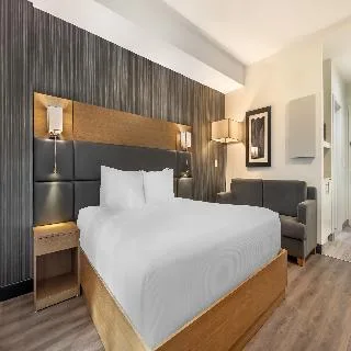 Executive Residency by Best Western Calgary City View North — 4D/3N Calgary