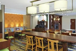 Fairfield Inn & Suites by Marriott Colorado Springs South — 4D/3N Colorado Springs