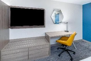 Holiday Inn Express and Suites Colorado Springs Fi — 4D/3N Colorado Springs