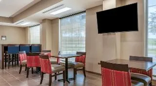 Holiday Inn Express Daytona Beach - Speedway, an IHG Hotel — 4D/3N Daytona Beach