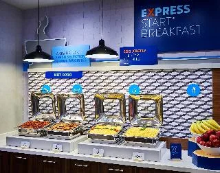 Holiday Inn Express Niagara-On-The-Lake by IHG — 4D/3N Niagara Falls