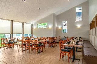 Holiday Inn Hyannis by IHG — 4D/3N Cape Cod, MA