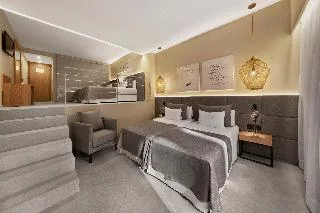 Hotel Almudaina — 5D/4N Majorca