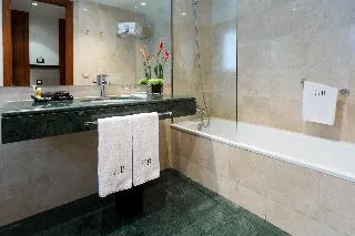 Hotel Balmoral — 5D/4N Barcelona