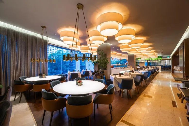 Hotel Estelar Milla de Oro — 5D/4N Medellín