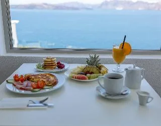 Hotel Goulielmos — 6D/5N Santorini