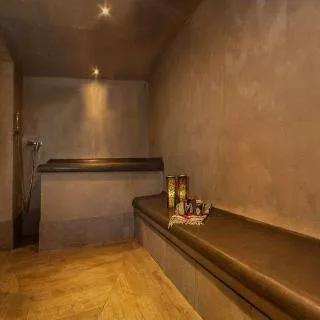 Hotel Montaigne & Spa — 4D/3N Cannes