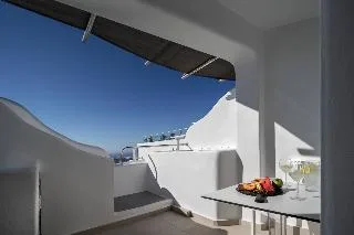Kasimatis by La Perla Adults Only — 6D/5N Santorini
