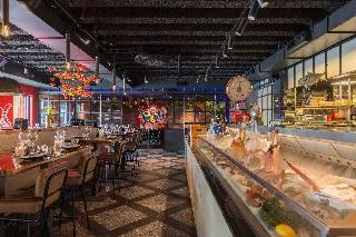 Leonardo Hotel Vinkeveen — 4D/3N Amsterdam