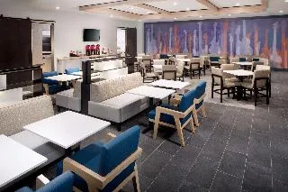 Loews Nashville Hotel at Vanderbilt Plaza — 4D/3N Nashville, TN