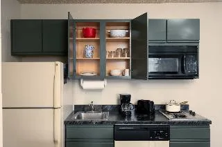 MCM Elegante Suites — 4D/3N Colorado Springs