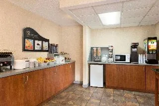 Niagara Falls Marriott on the Falls — 4D/3N Niagara Falls