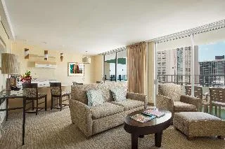 Oasis Hotel Waikiki — 6D/5N Hawaii
