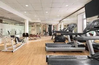Ramada Plaza by Wyndham Dubai Deira — 5D/4N Dubai