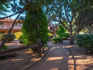Sky Ranch Lodge — 4D/3N Sedona