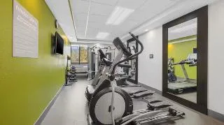 Spark by Hilton Colorado Springs I 25 Central — 4D/3N Colorado Springs