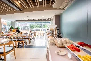 Spittze Hotel Pratunam — 5D/4N Bangkok