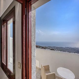 Splendour Resort — 6D/5N Santorini