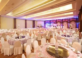 The MetroCentre Hotel and Convention Center — 6D/5N Bohol