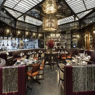 The Parker Hotel Vancouver — 4D/3N Vancouver