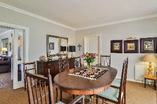 The Whale's Tale Guesthouse — 5D/4N Cape Town