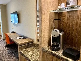 XO Hotels Blue Tower — 4D/3N Amsterdam