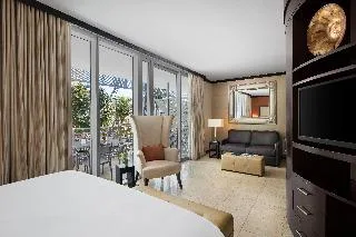 Z Ocean Hotel, Classico a Sonesta Collection — 4D/3N Miami, FL